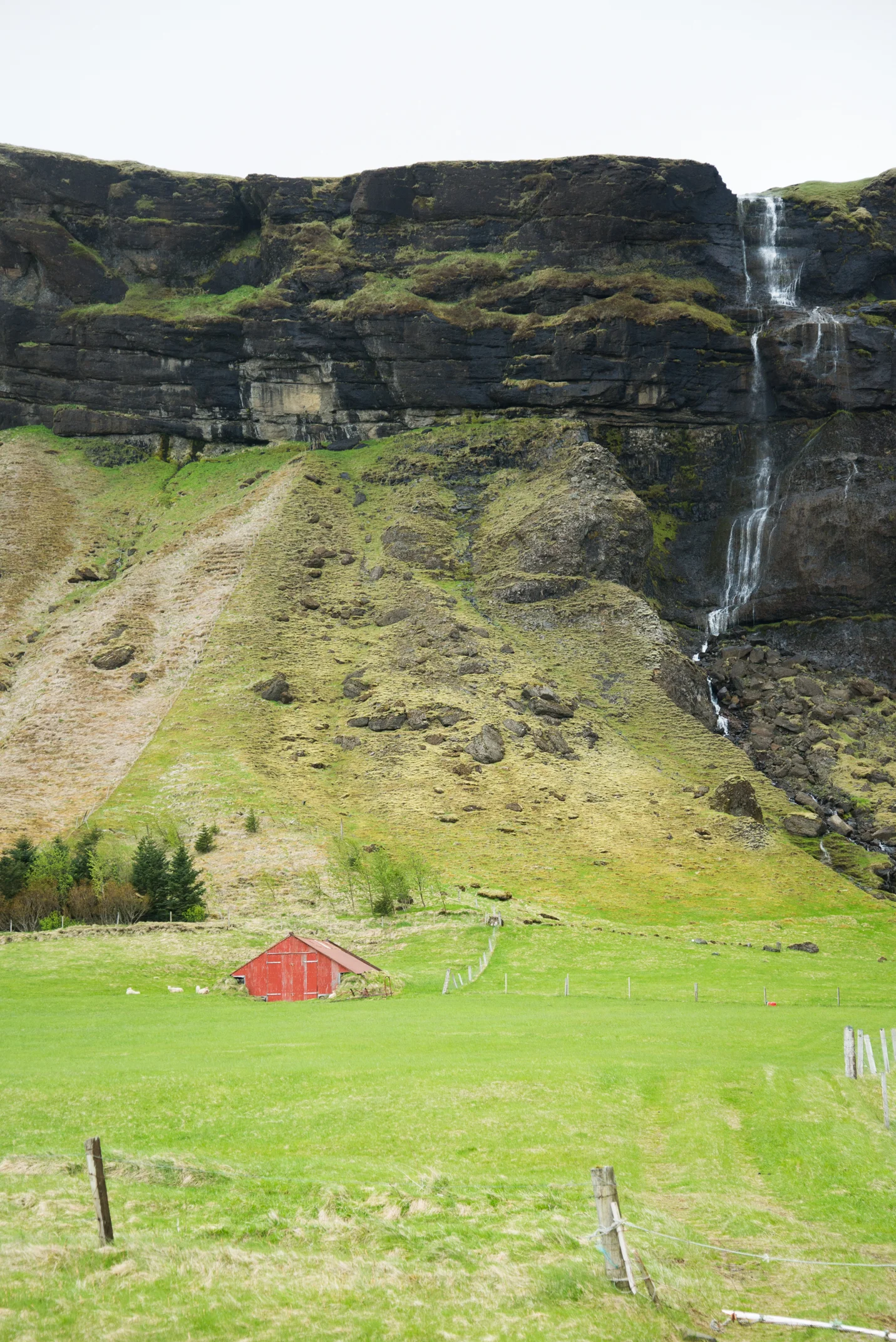 Iceland Architecture-8.jpg