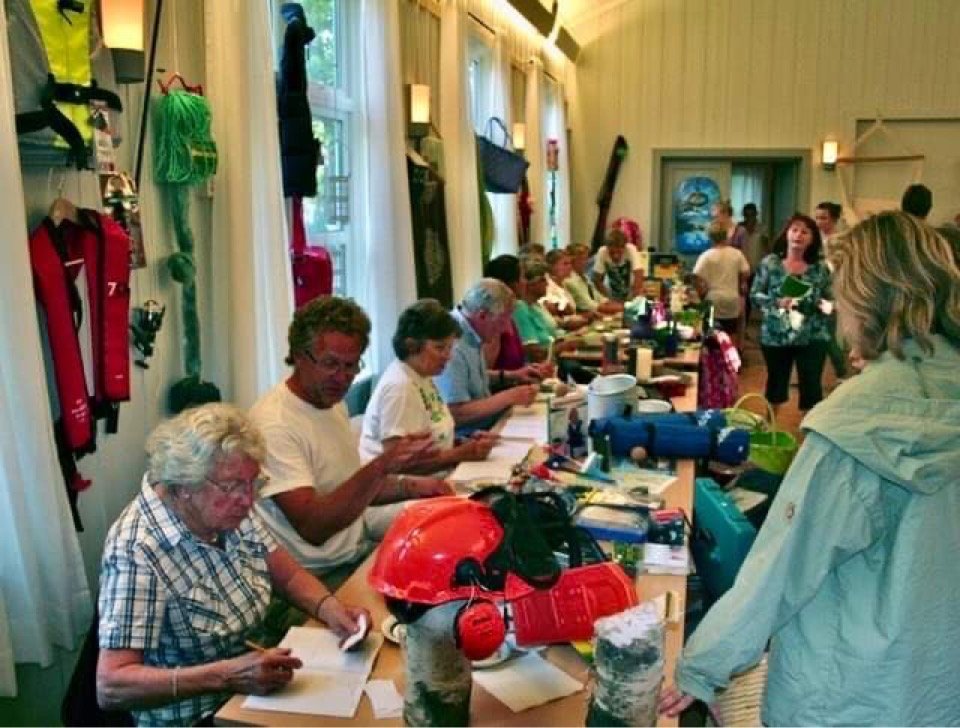 Velkommen til basar på veierland