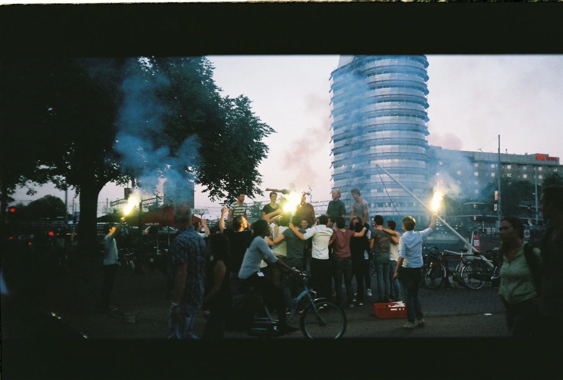 B003317-R1-23-24A.jpg