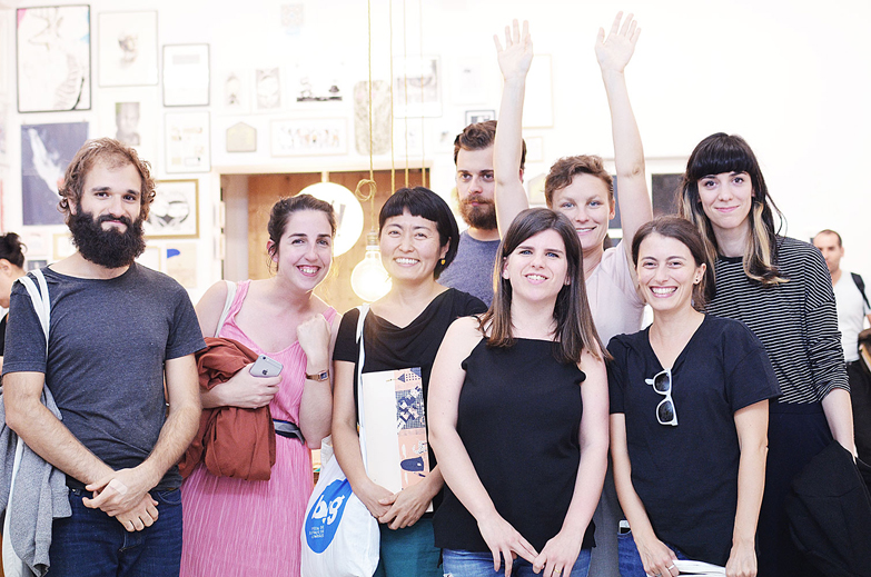 Aqui, da esquerda para a direita: Nicolau, Mariana a Miserável, Yara Kono, David Penela, (eu), Tina Siuda, Bárbara R. e Joana Estrela.&nbsp;  Here, from the left to the &nbsp;right: Nicolau, Mariana a Miserável, Yara Kono, David Penela, (Su), Tina Siuda, Bárbara R. and Joana Estrela.