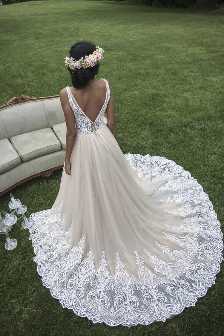 Non-White Wedding Dresses for Non-traditional Brides Sacramento Wedding Dresses | Miosa Bride Non-White Wedding Dresses for Non-traditional Brides Sacramento Wedding Dresses | Miosa Bride