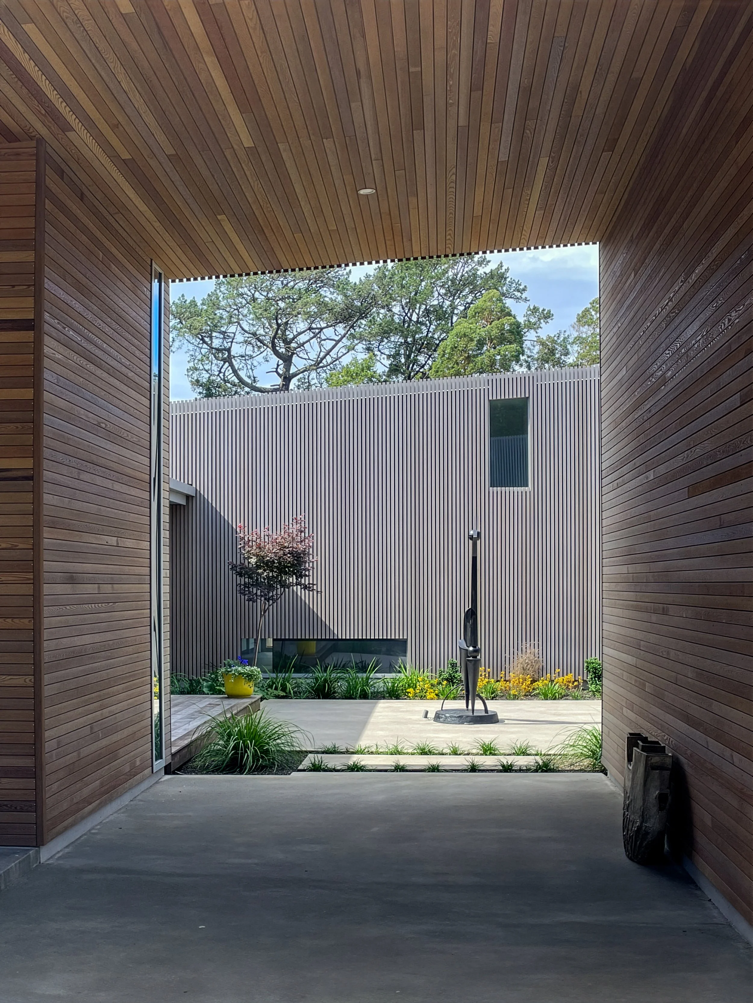 H House Photo-003.jpg