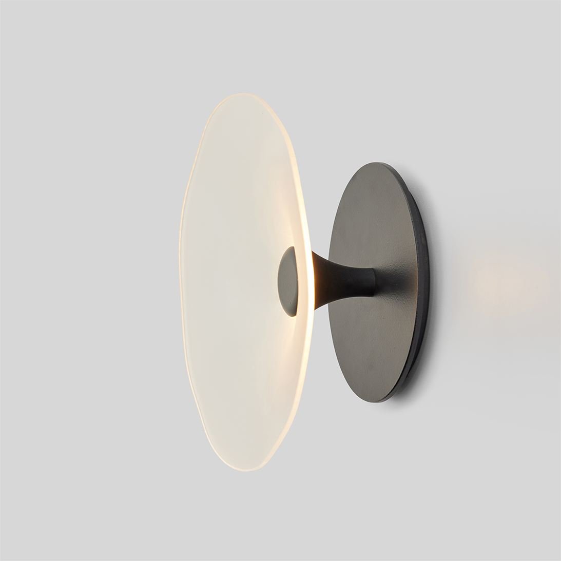 Flora Wall Light

A decorative wall sconce inspired by organic floral geometry, that amplifies the lighting effect.

Available in 120mm or 170mm diffuser, with a range of colours and also custom powder-coated options on request.

Designed &amp; Manuf