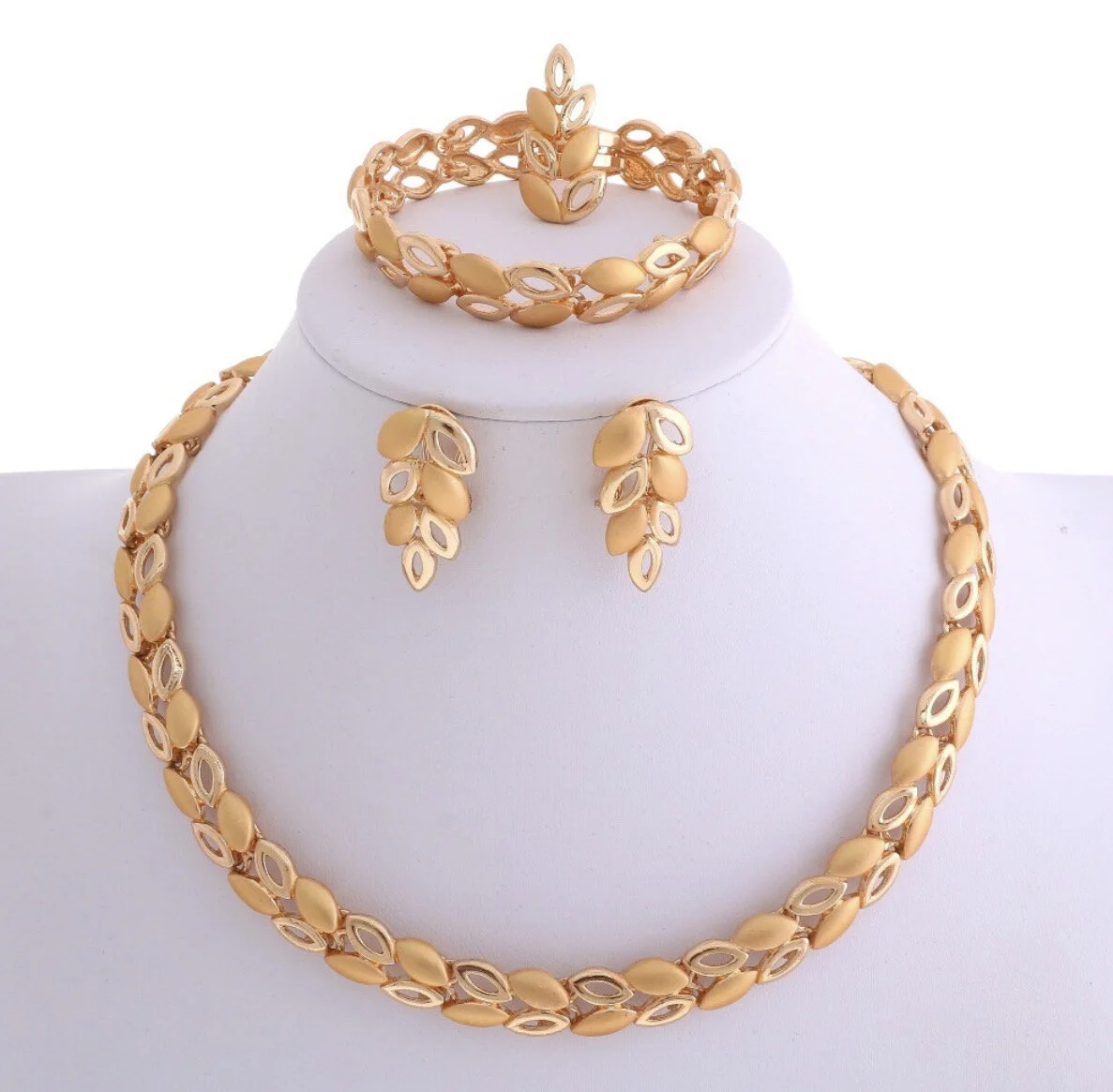 Crystal Pearl Jewelry Set 18 K Gold Plated Dubai Gold Necklace Earrings Set  — Lynela's Fashion