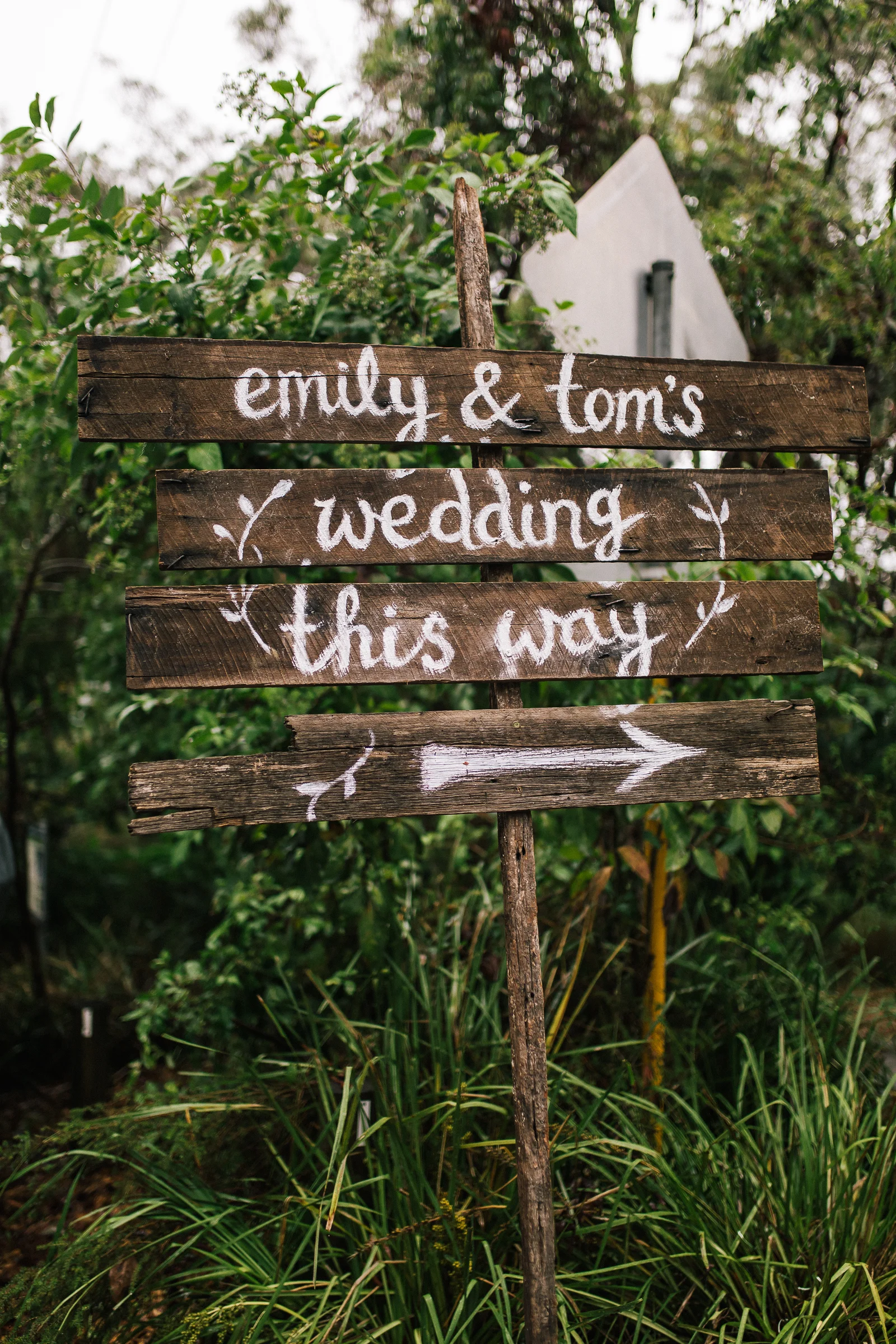 16 Em+Tom-Pre-Ceremony-196.jpg
