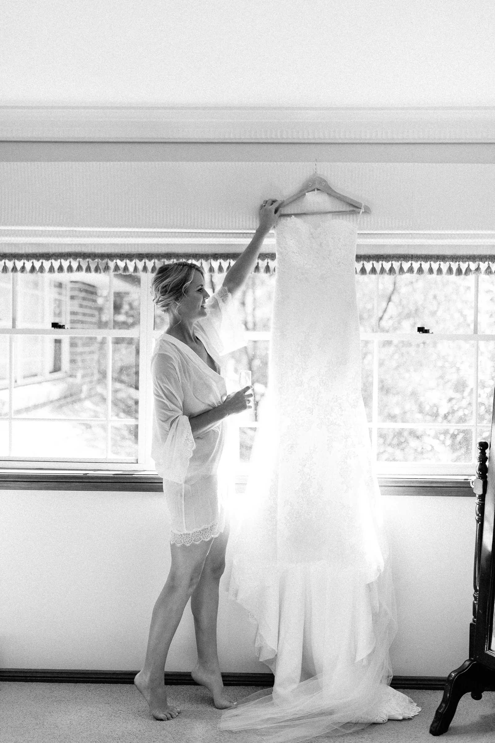 Sophie+Matt-GettingReady-68.jpg