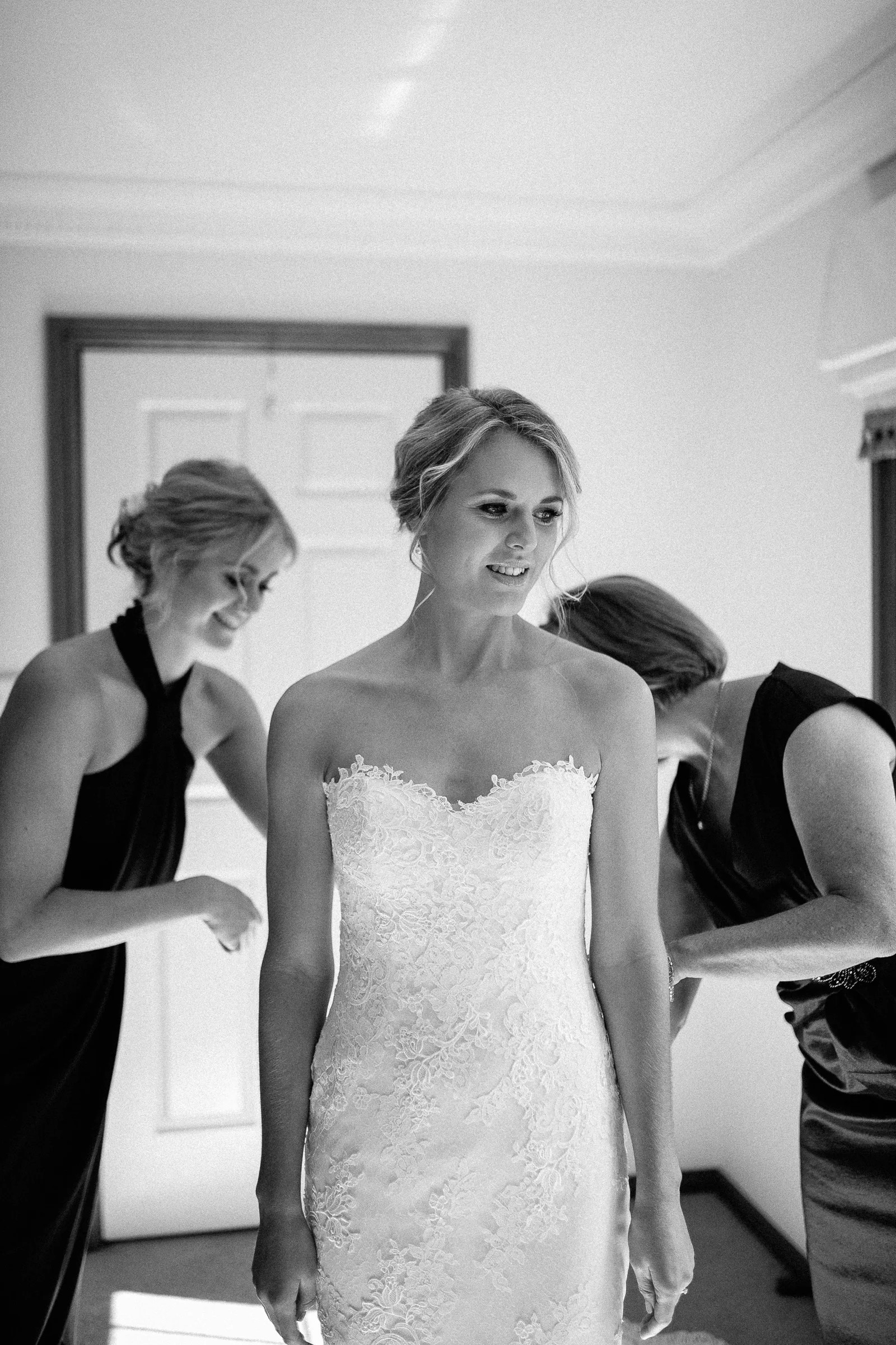 Sophie+Matt-GettingReady-94.jpg