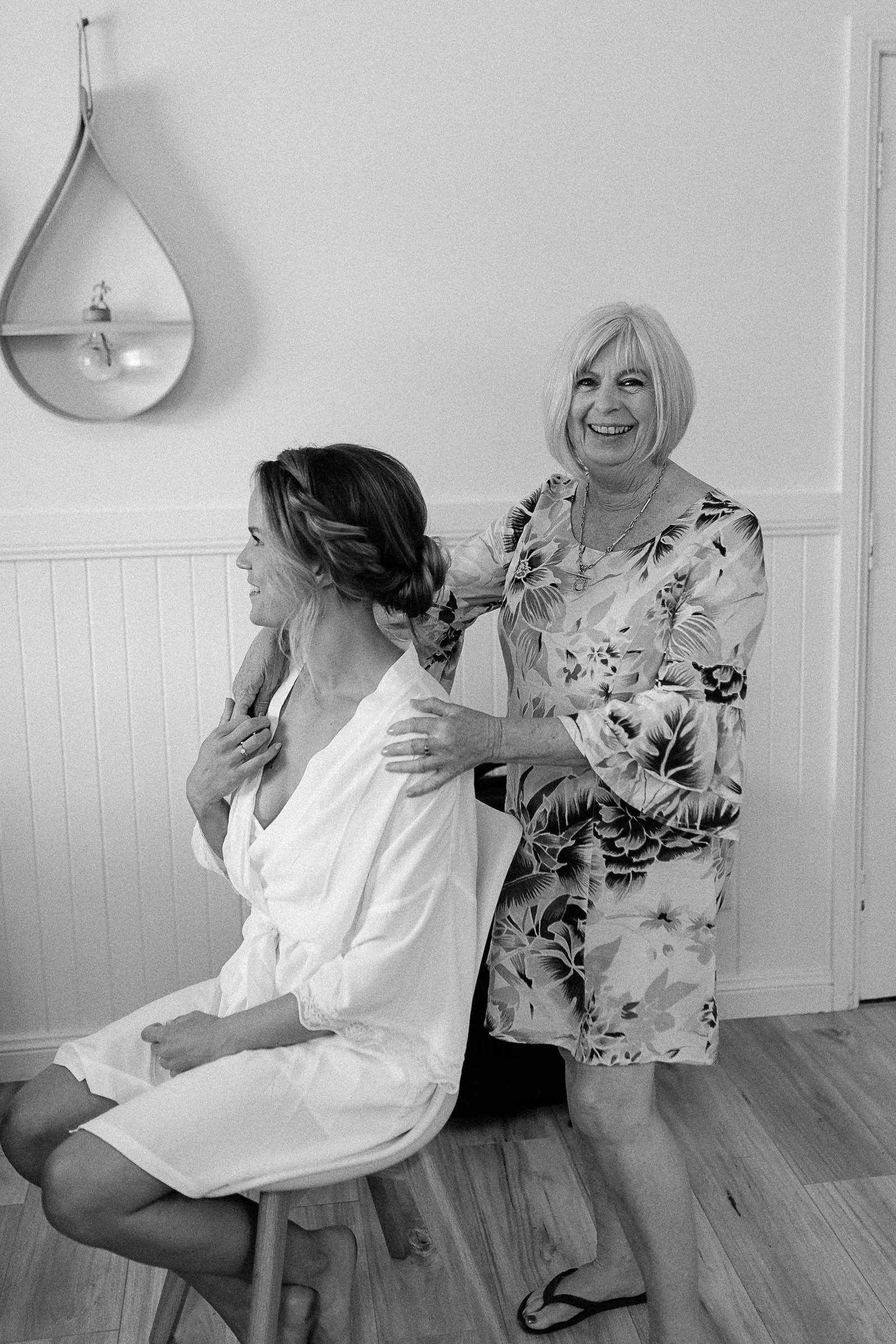Vic+Tom-GettingReady-70.jpg