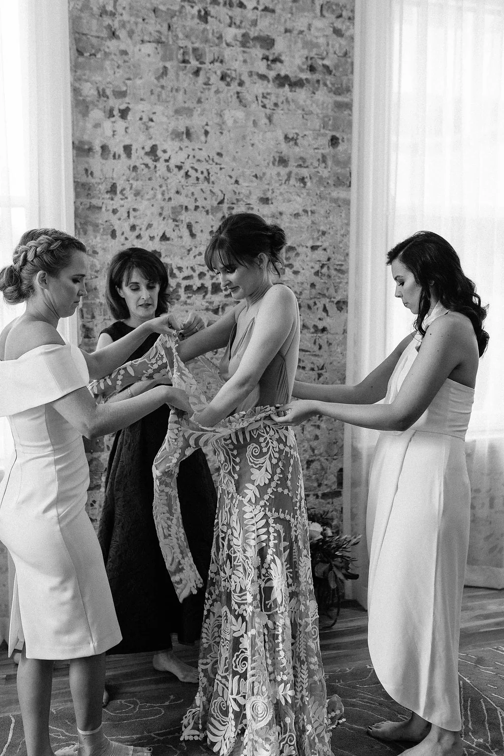 Ariane+Joel-GettingReady-77.jpg