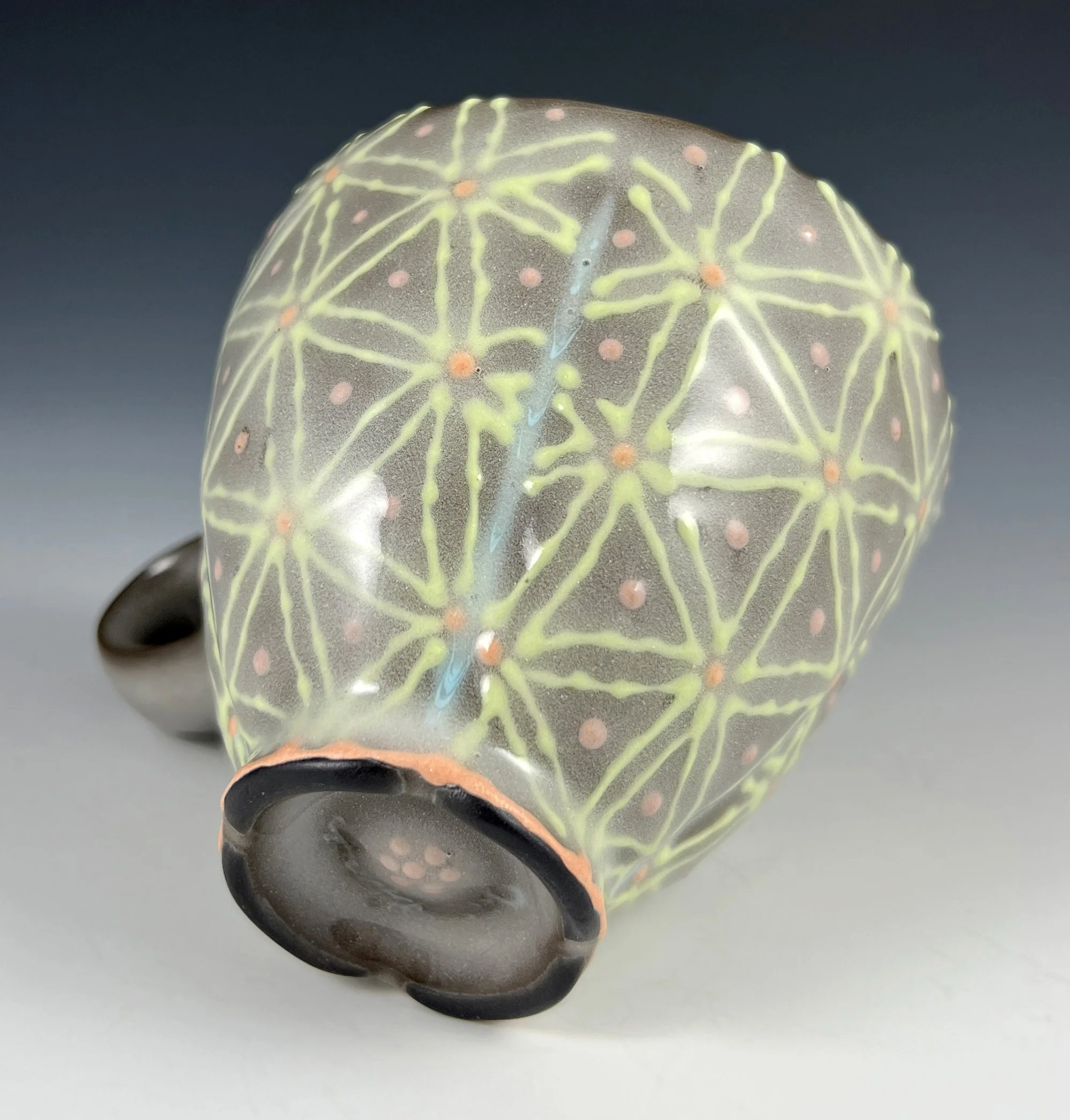 teacup w pattern_foot2.jpg