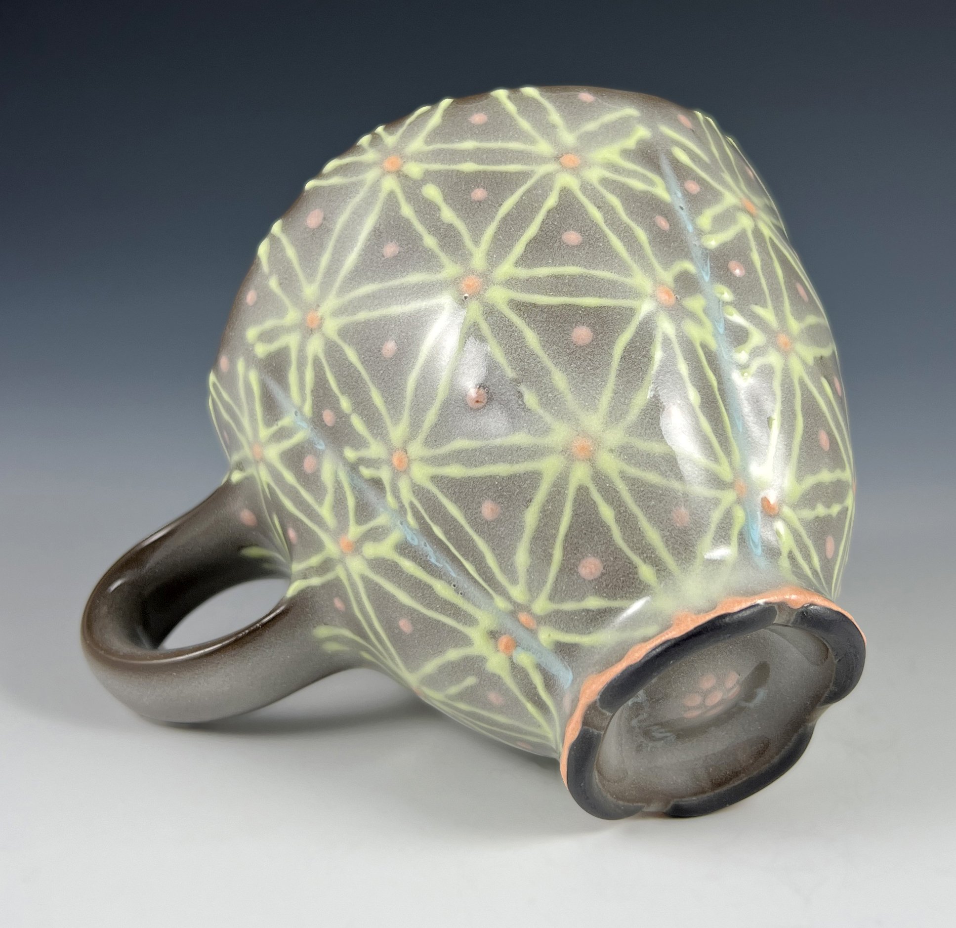 teacup w pattern_foot.jpg