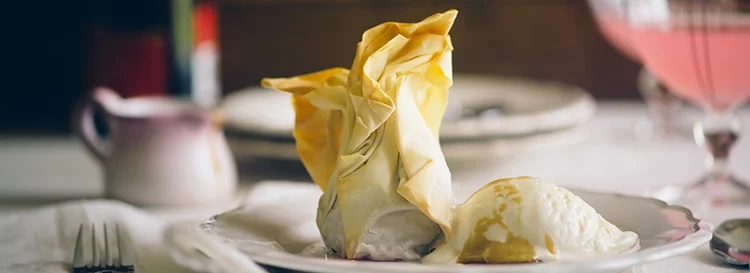 Baked Figs Wrapped in Fillo