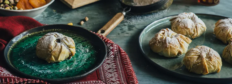 Mini Fillo Chicken Pastilla