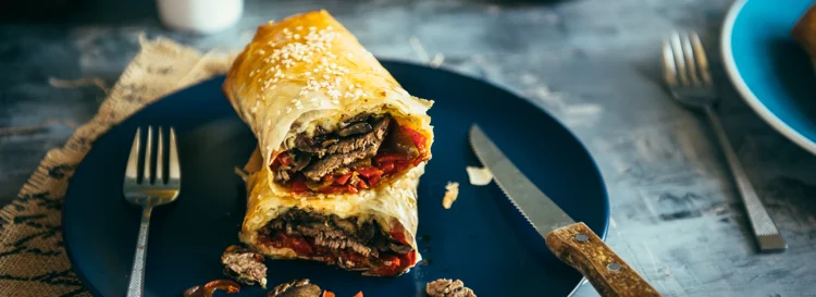 Beef &amp; Vege Fillo Rolls