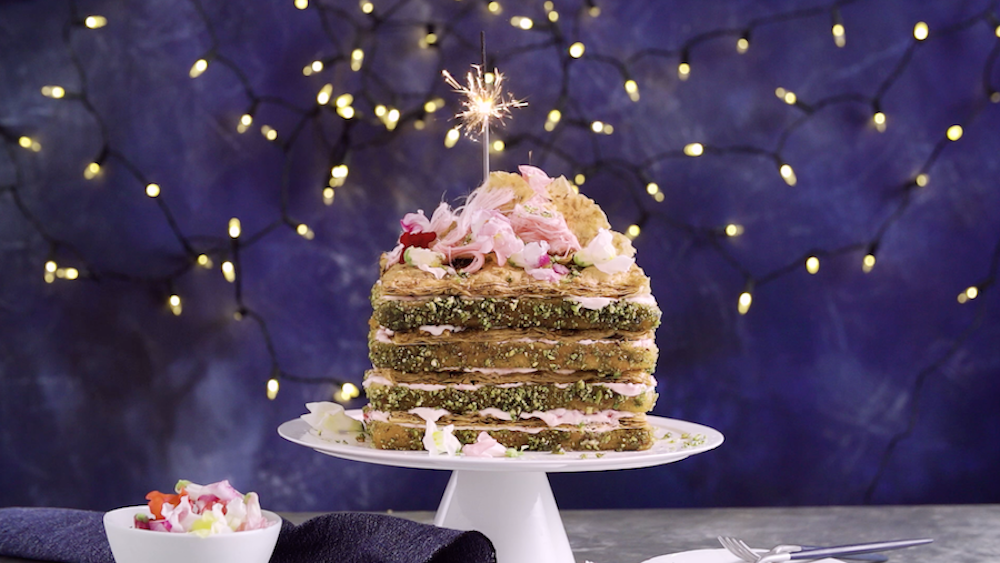 Baklava-Yoghurt-Sponge-Cake