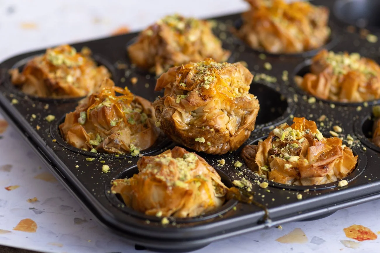 easy pistachio and orange baklava cupcakes