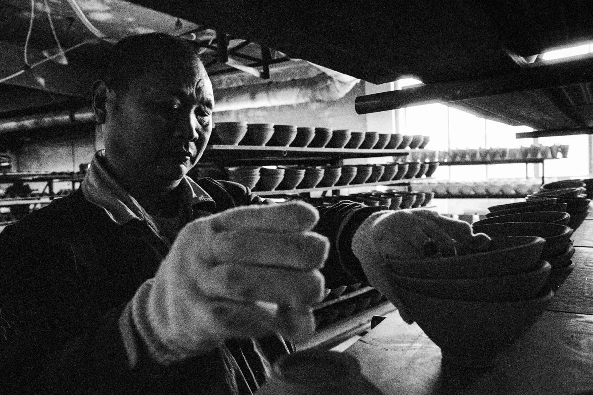 Shine Huang | Fine China – a story about traditional porcelain makers