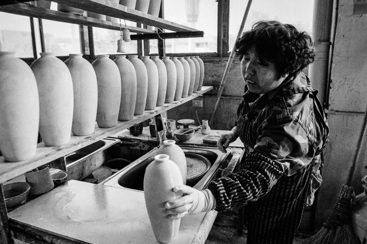 Shine Huang | Fine China – a story about traditional porcelain makers