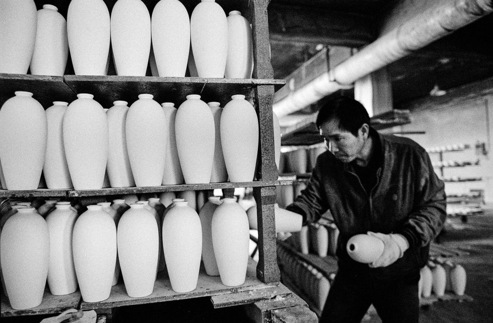  Shine Huang | Fine China – a story about traditional porcelain makers 