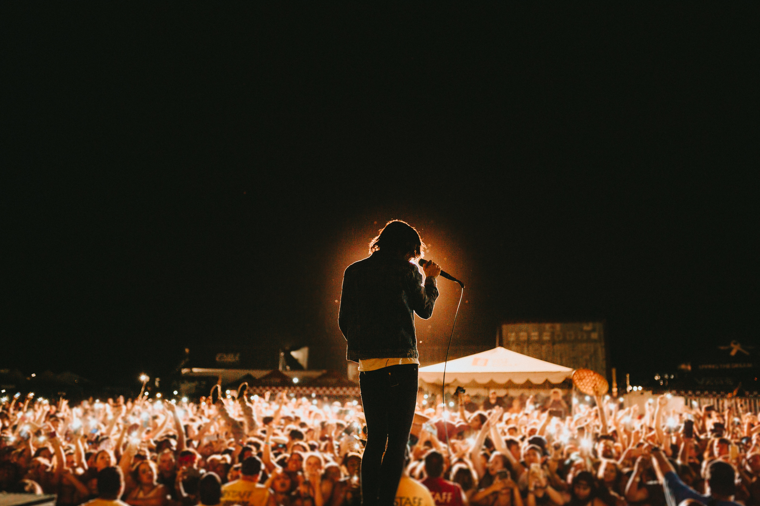   Phoenix, AZ.  People say this is their favorite shot I took all tour. I agree.  I love when Kellin asks the crowd to hold their flashlights up.&nbsp; We get some really cool stuff. 