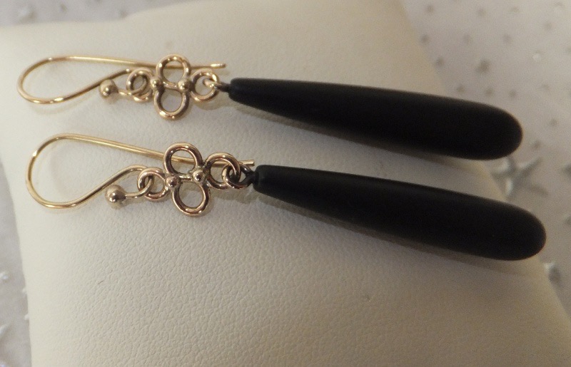 Onyx & Gold