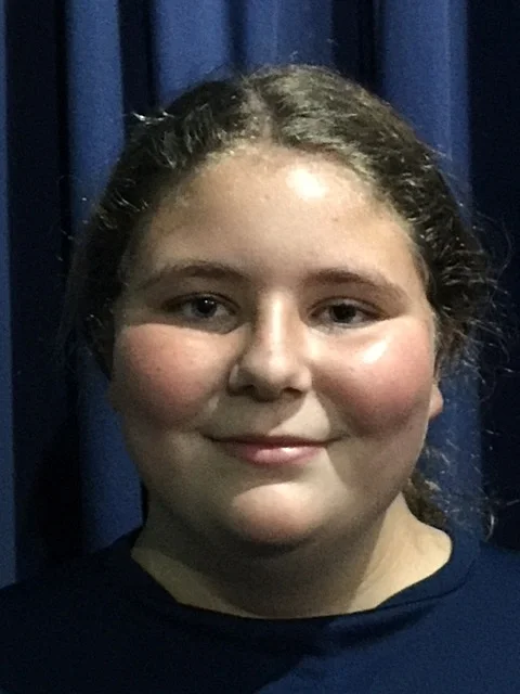 Hollie Irwin.jpg