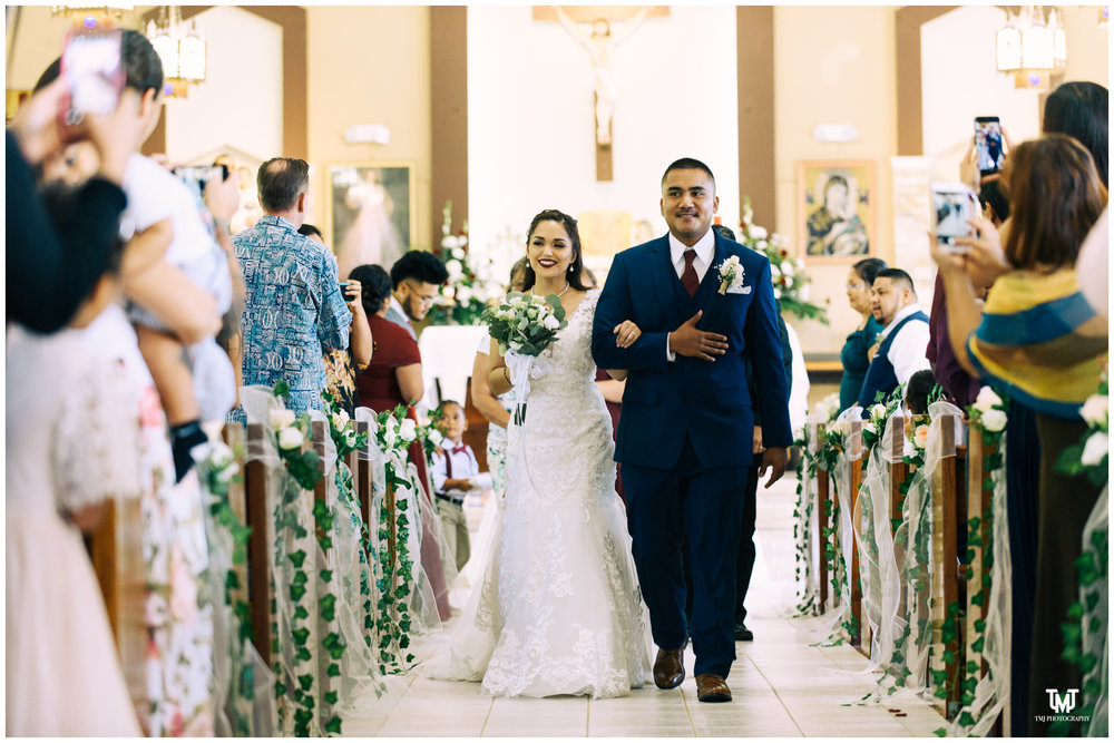 Leo_Palace_Talofofo_Guam_Destination_Wedding_Photography_025.jpg