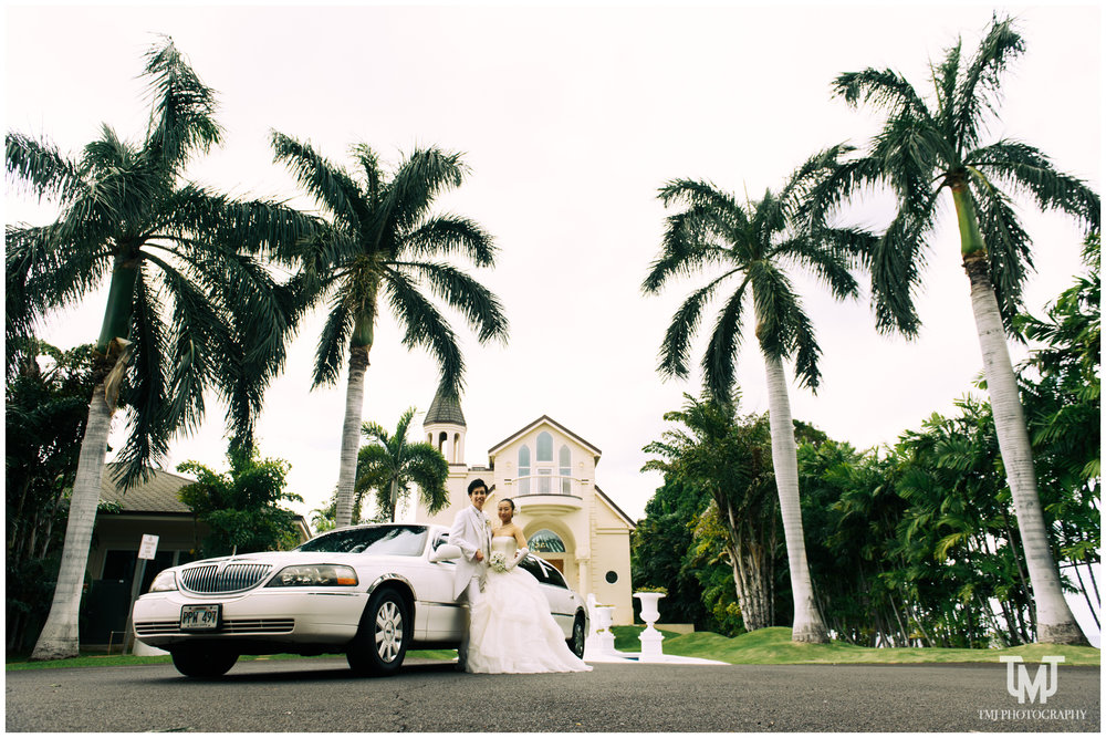 Paradise_Garden_Crystal_Chapel_Hawaii_Destination_Wedding_029.jpg