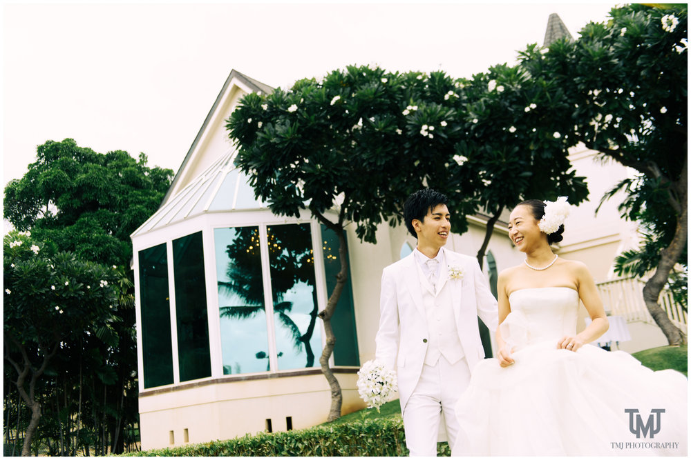 Paradise_Garden_Crystal_Chapel_Hawaii_Destination_Wedding_060.jpg