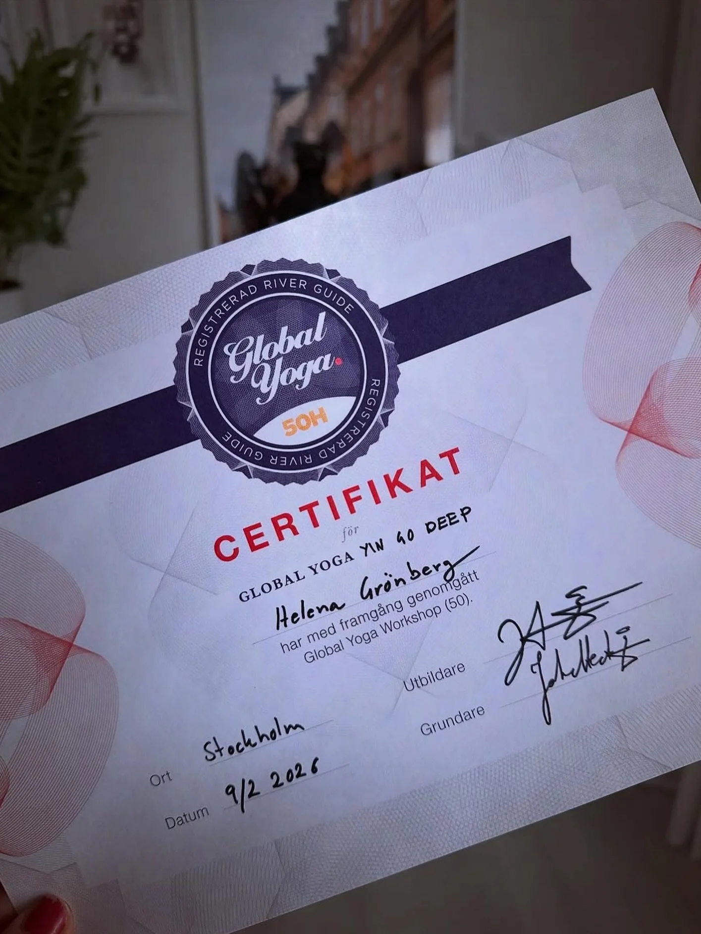 Stort grattis @roomofpeaceyoga f&ouml;r fint genomf&ouml;rd utbildning och grattis till alla som f&aring;r yoga med dig❣️ Att utbilda &auml;r en ynnest, framf&ouml;rallt att f&aring; f&ouml;lja varje individs resa och v&auml;l l&auml;ngs med v&auml;g