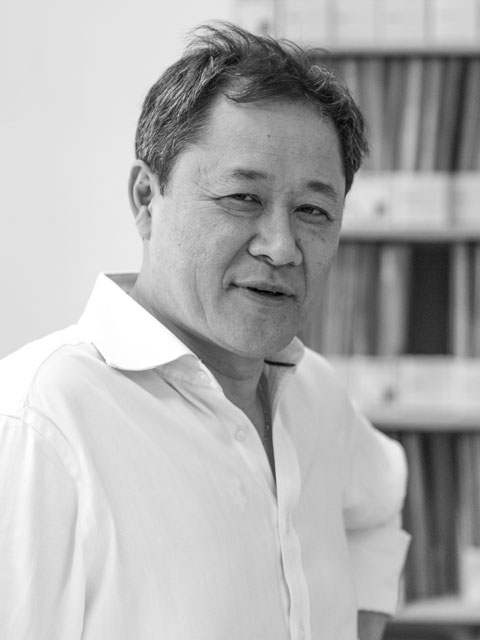 Lap Chan | Director Lap Chan joined Morgan Carn Architects in 2002, becoming a director in 2005. He has 30 years experience in architecture and has worked on a diverse range of projects including urban design schemes and large institutional buildings to individual, bespoke houses. He has worked in a variety of fields including arts and leisure, schools, churches, community buildings and commercial. The continuing theme throughout his work is a passion for creating places for people, buildings that relate well to their context and provide enjoyment/delight to the users. This interest informs an approach to exploring the relationship between buildings and urban design and the creation of stimulating environments that make a positive contribution to peoples lives. Lap is currently lead architect for two innovative Paragraph 55 homes in the Sussex countryside, one of which has recently been granted planning.