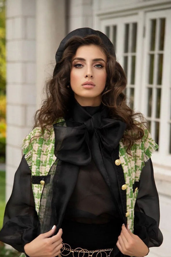 Editorial makeup by Ashlee McKinnon — NYC makeup artist and beauty specialist Commercial makeup by Ashlee McKinnon — professional makeup artist Manhattan NYC Beauty makeup by Ashlee McKinnon — makeup artist based in Midtown Manhattan New York