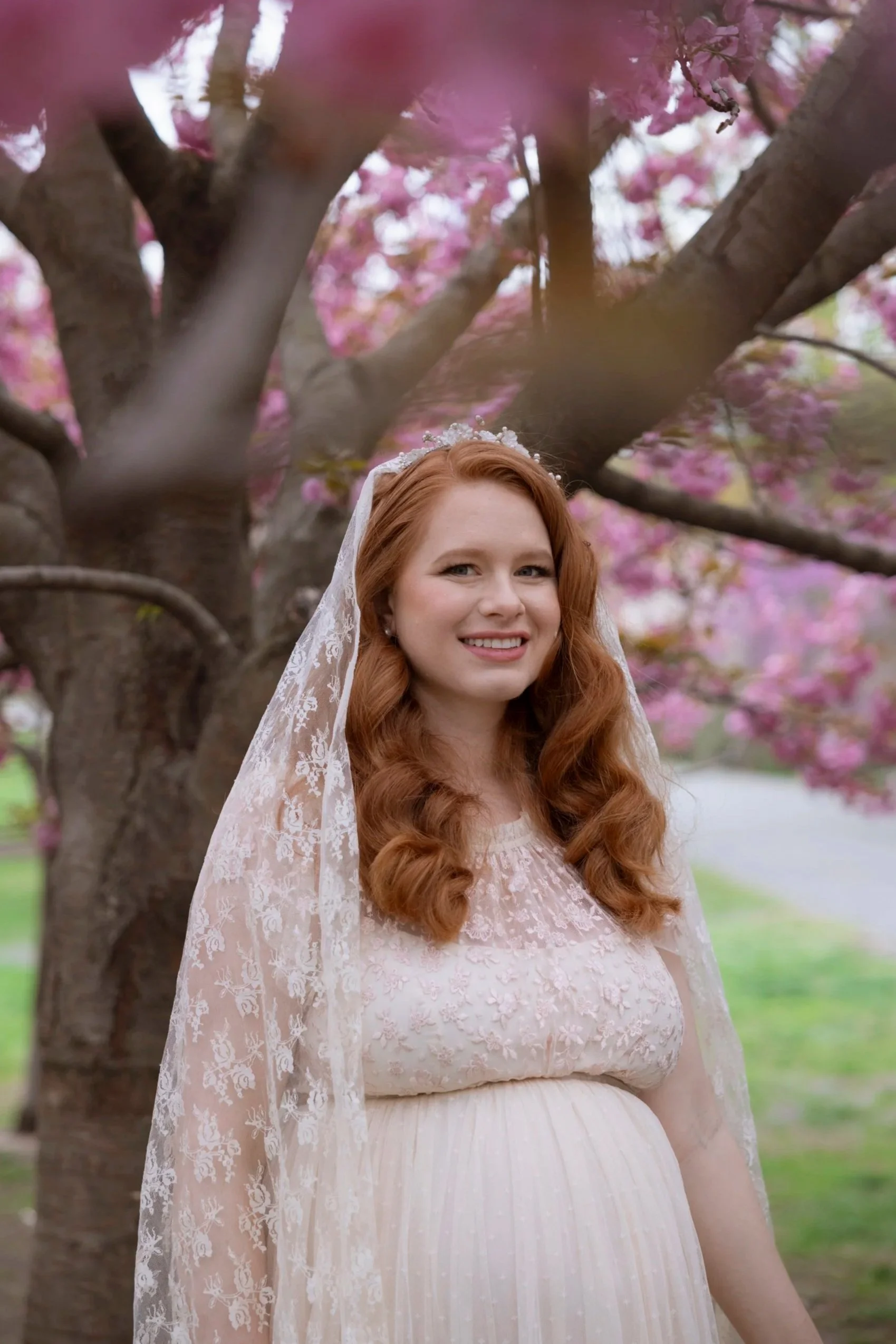Bridal makeup by Ashlee McKinnon, NYC makeup artist — natural glowing bridal look. Wedding day makeup by Ashlee McKinnon — bridal makeup artist New York City