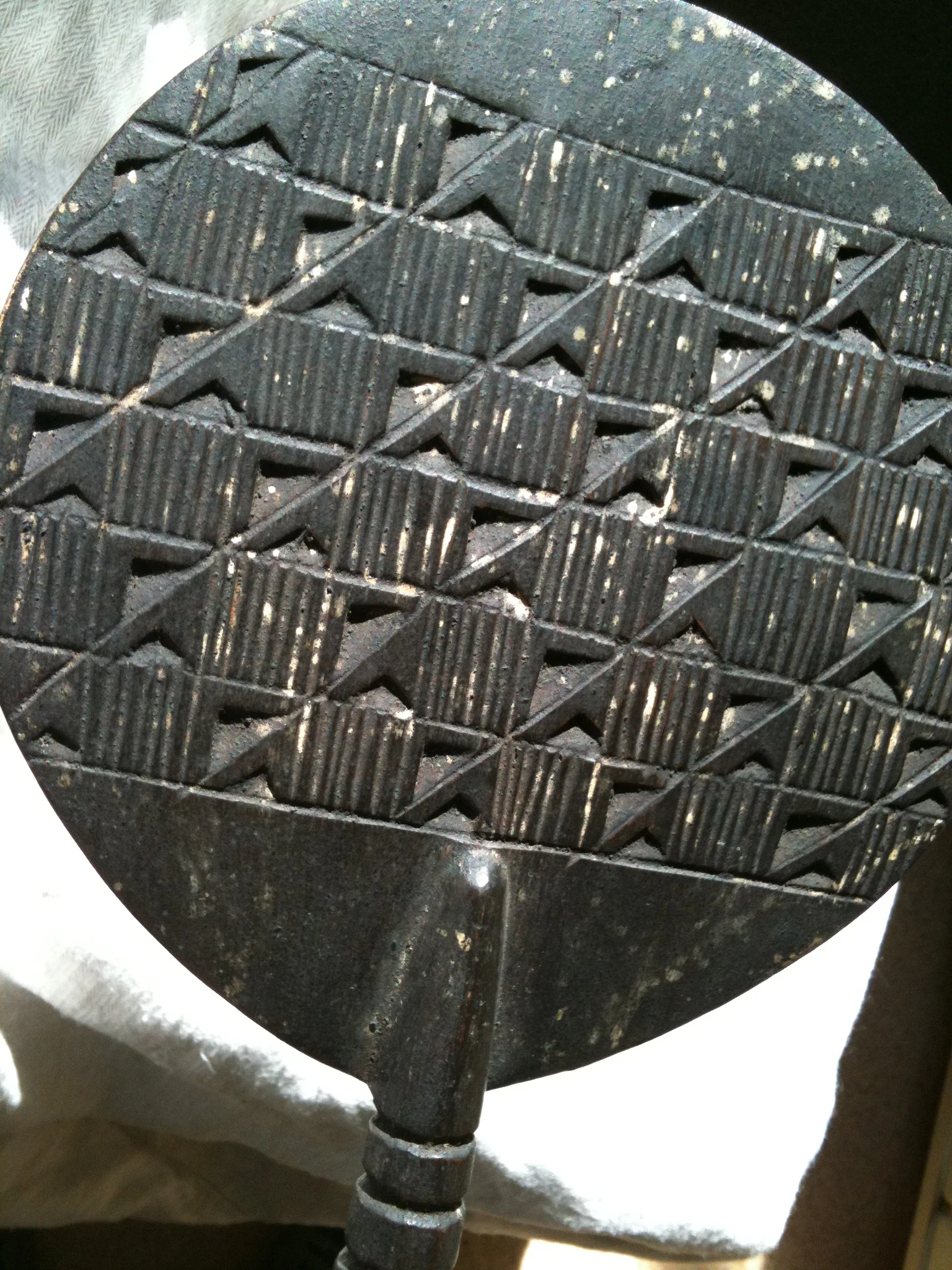 Wooden figure 118 reverse-age unknown-