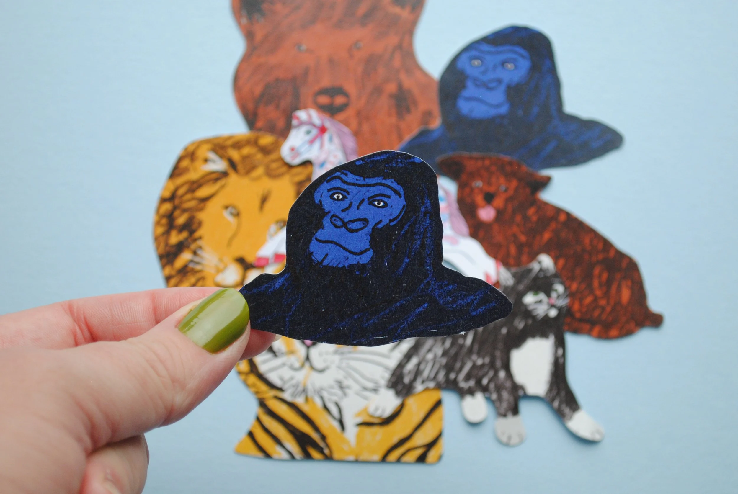 Gorilla_sticker_hand copy.jpg