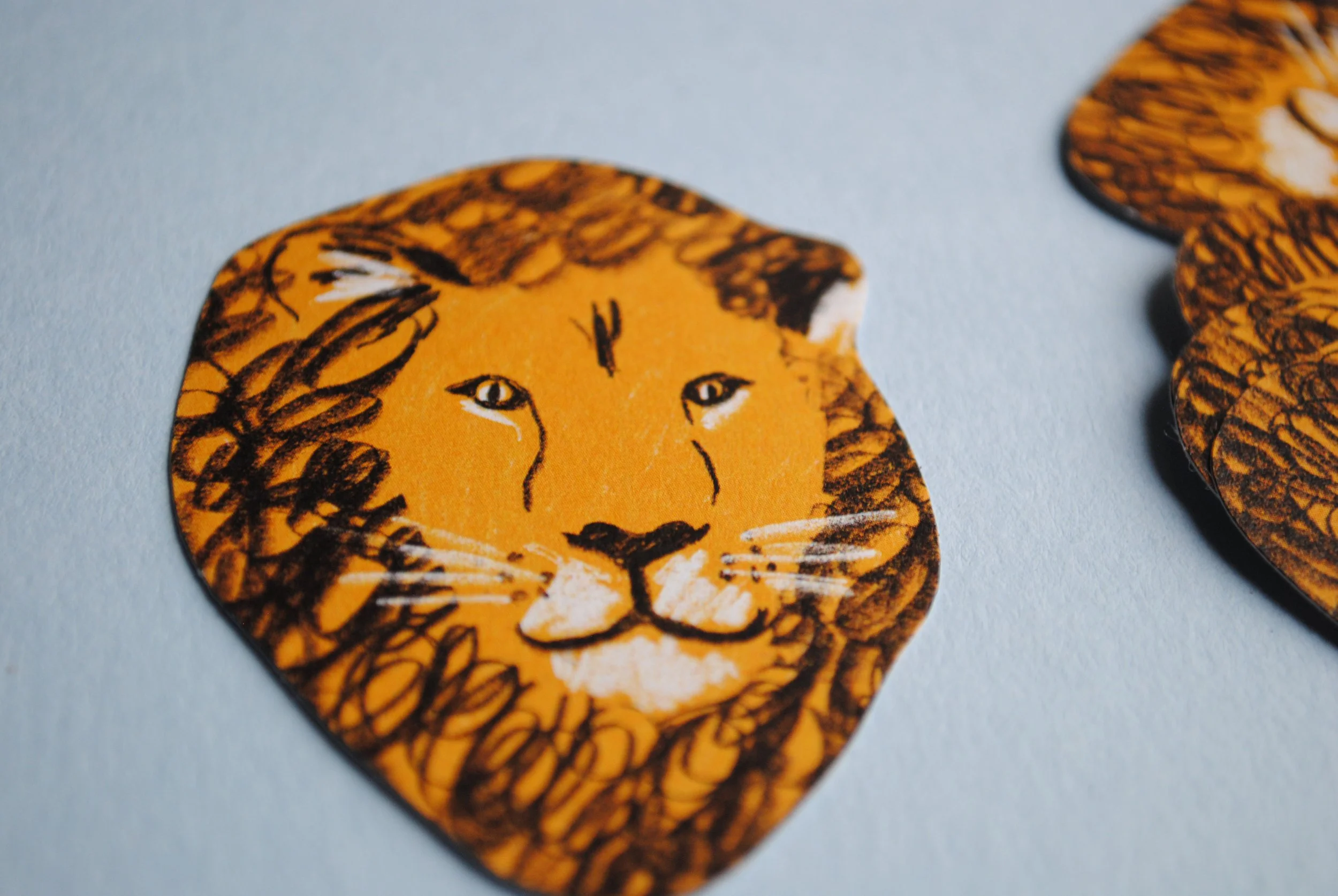 Lion_close_up.jpg