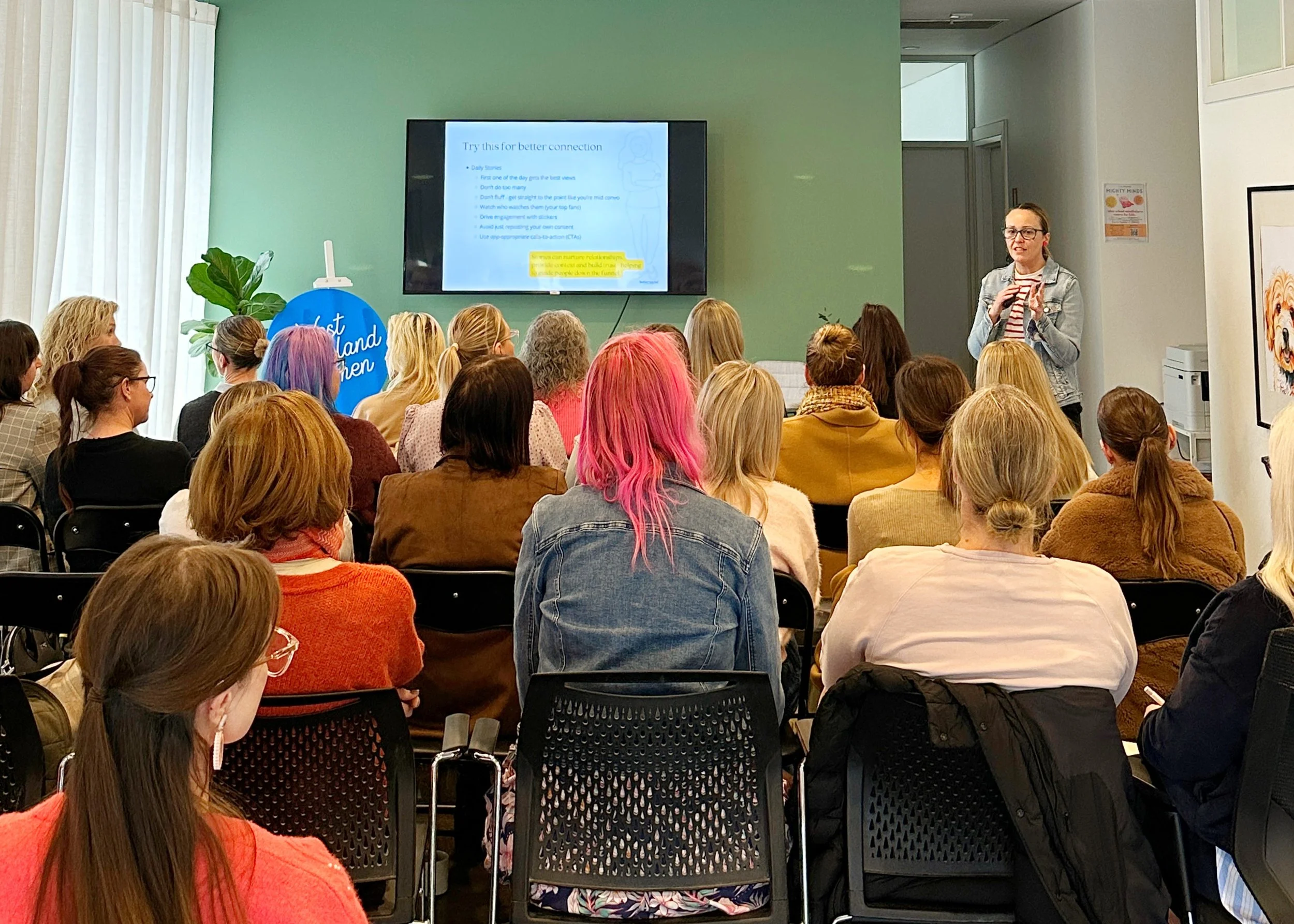 Through Mac&Ernie, Erika delivers impactful marketing presentations. A room full of women founders from across Gippsland seated learning from Erika.