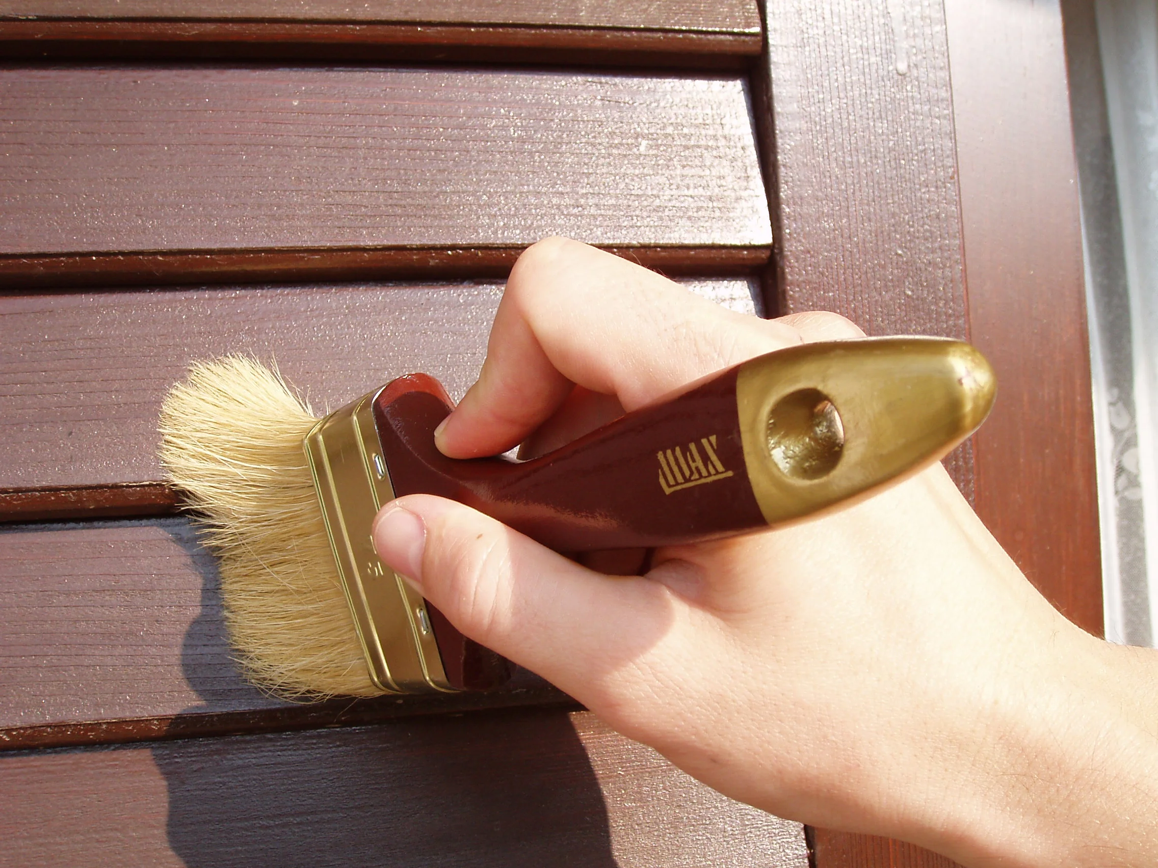 varnishing-1239136.jpg