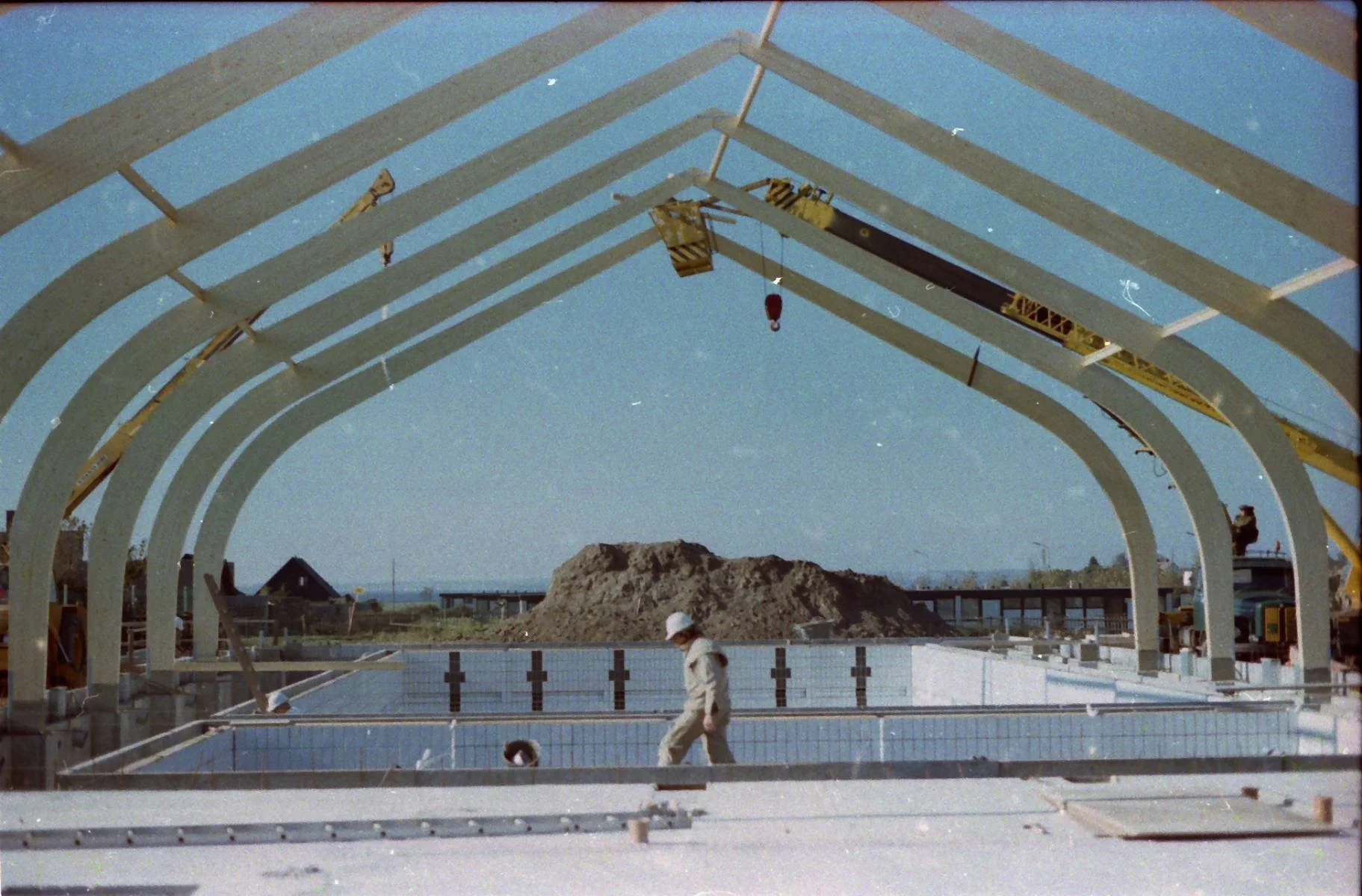 Moena Mønshallerne får støtte til renovering af svømmehallen