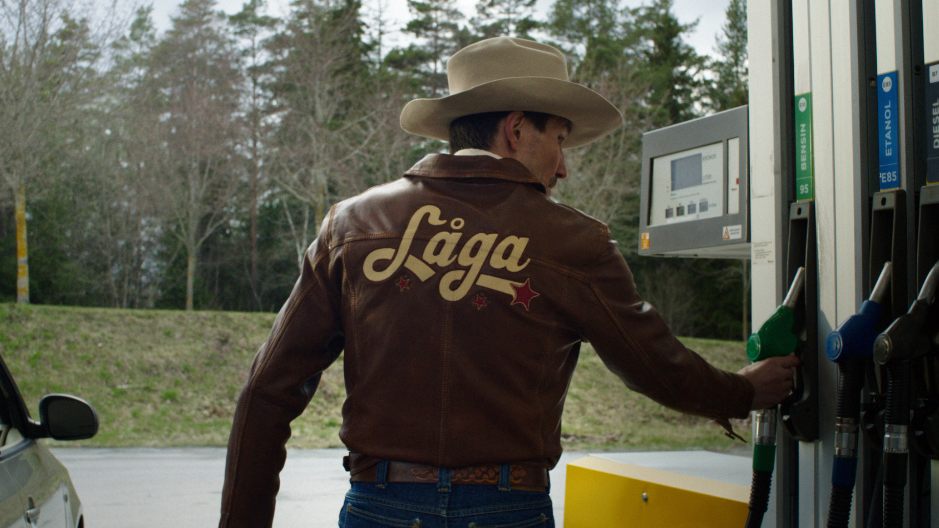 ST1_COWBOYEN_FRAME_4_CLEAN.png