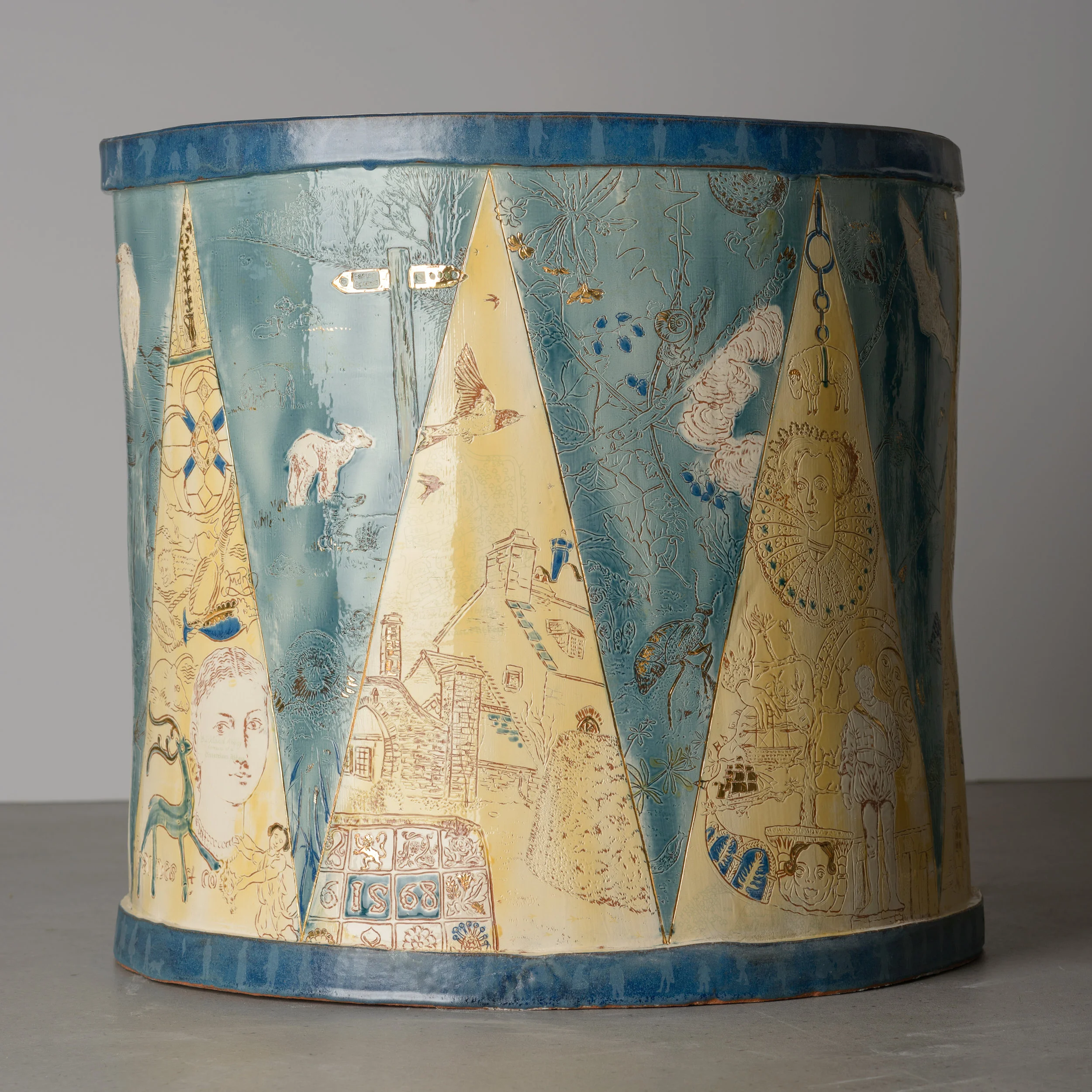 A World Encompassed. Handbuilt Illustrated Ceramic Drum. 60cms x 60 cms Photo credits Helge Mruck