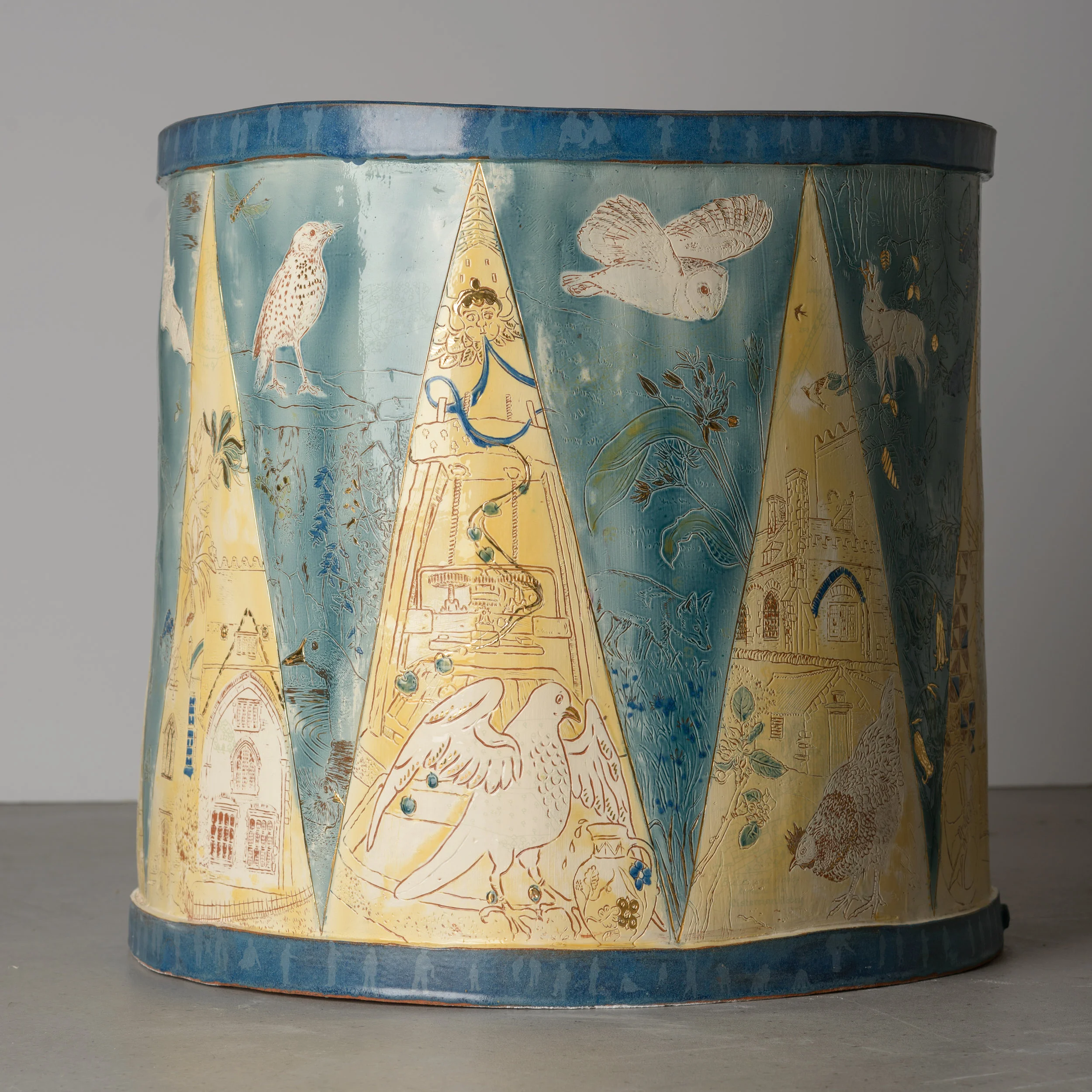 A World Encompassed. Handbuilt Illustrated Ceramic Drum. 60cms x 60 cms Photo credits Helge Mruck