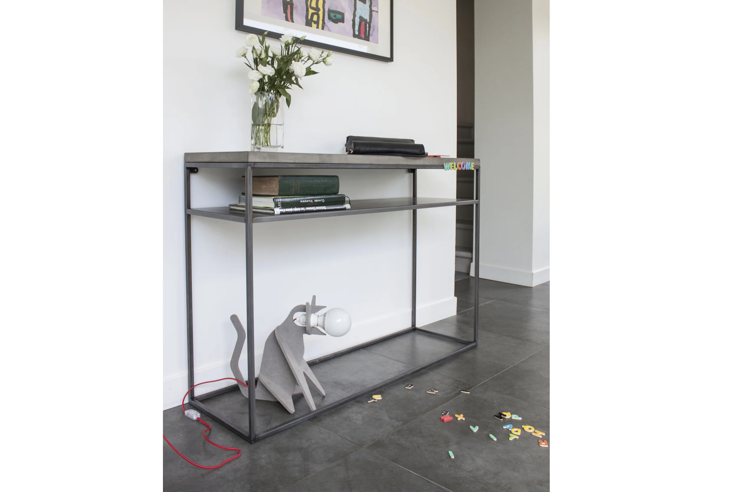 Concrete / console / quirky