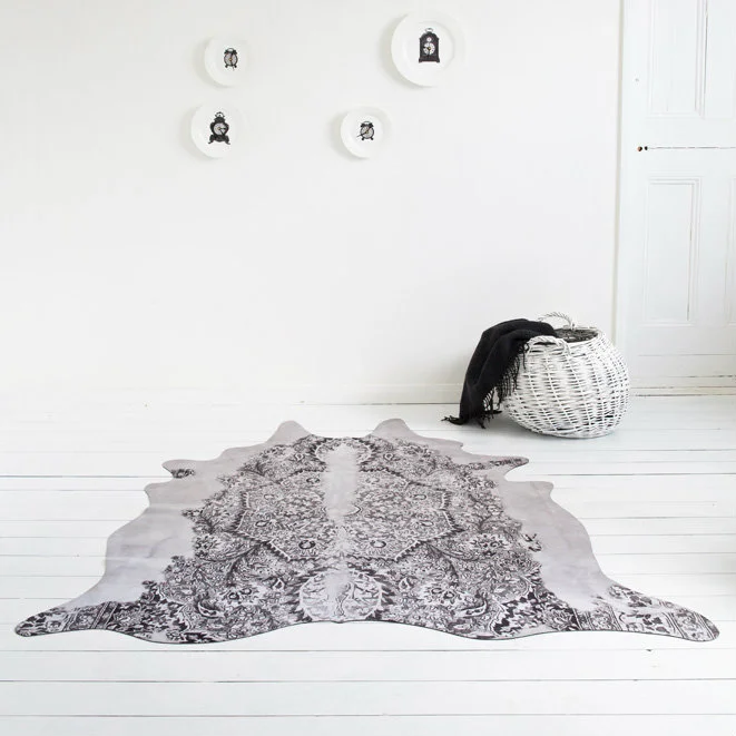 Grey persian cowhide / cowhide / grey cowhide / mineheart cowhide / tindesign cowhide