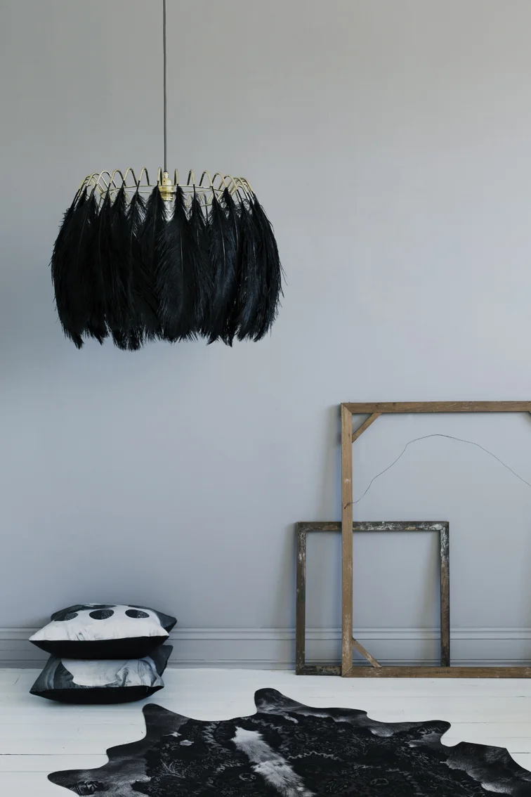 feather_pendant_lamp_black72ppi__22846.jpg