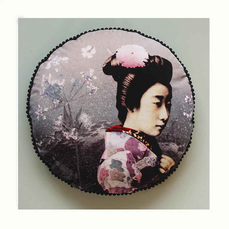 Geisha Cushion