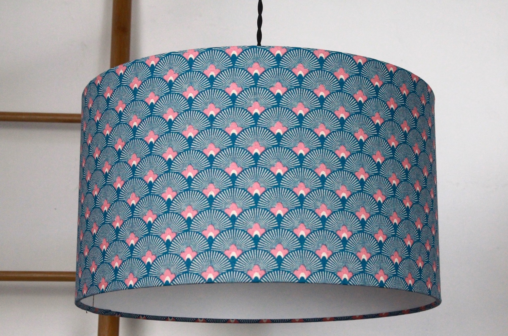 Deco fans blue room set.jpeg
