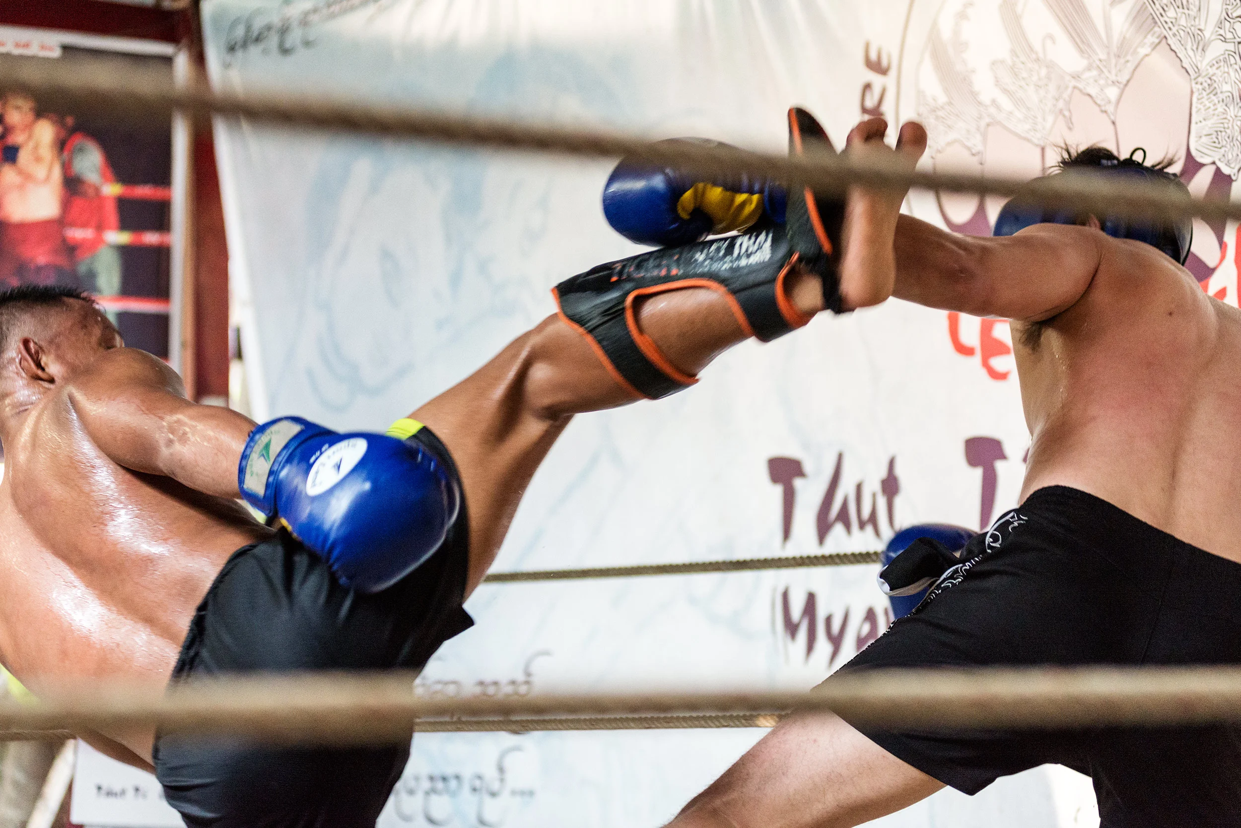 Lethwei Sparring at Thut Ti gym, Yangon