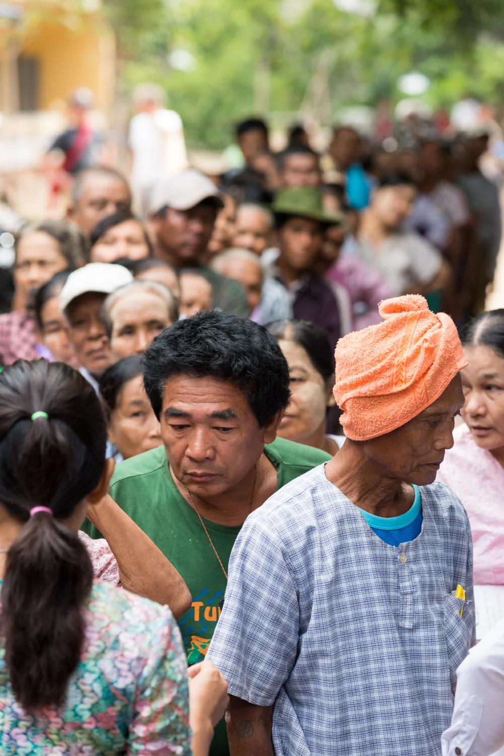 Queuing for aid at the Belmond free clinic