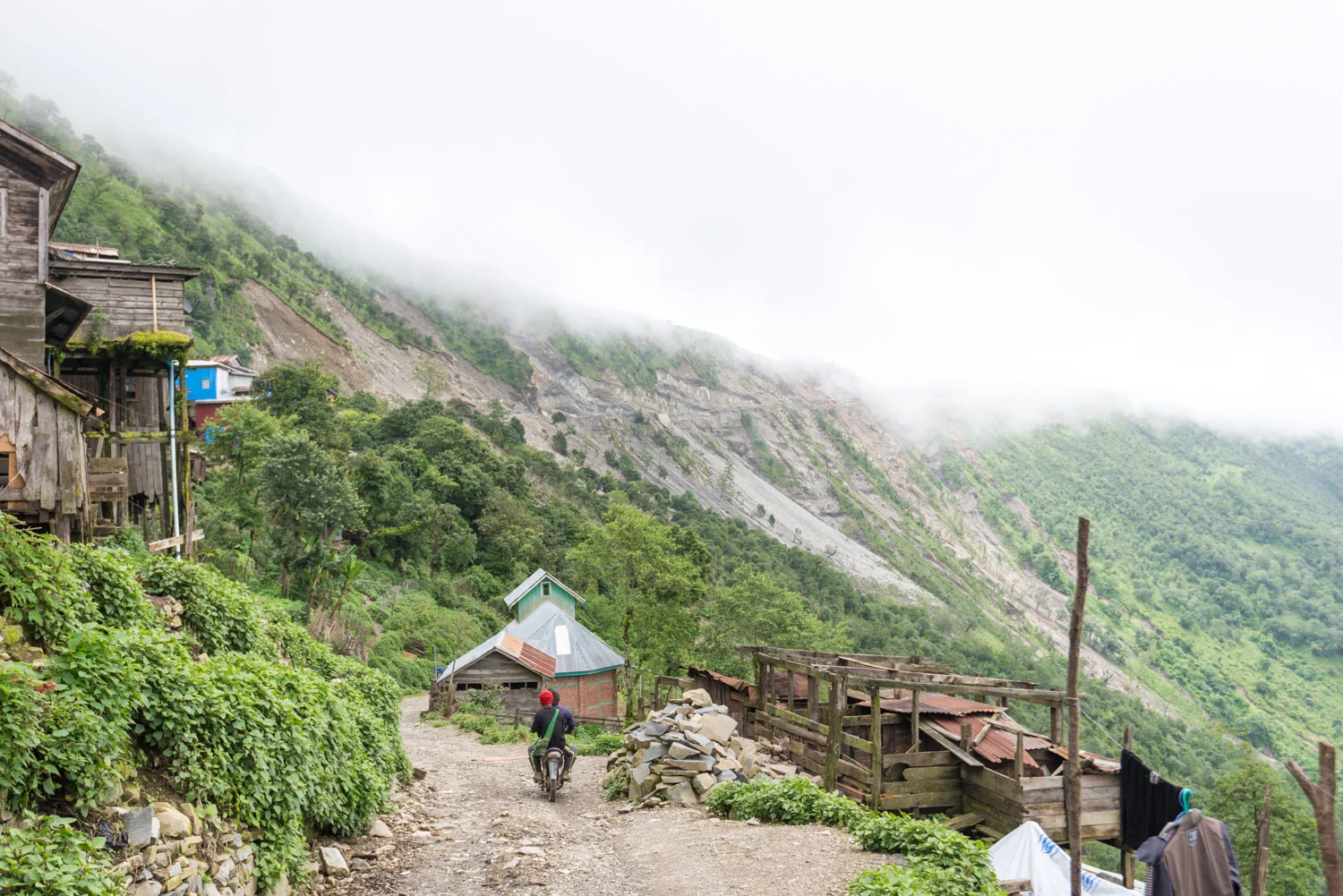 Start of Dimpi village trail